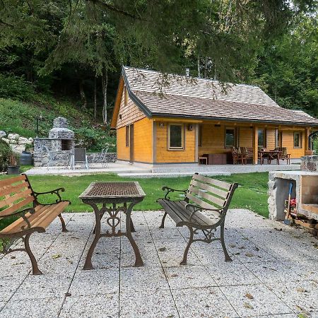 Bohinj Cottage Pr' Maricki - House In Nature With Hot Tub & Sauna Εξωτερικό φωτογραφία